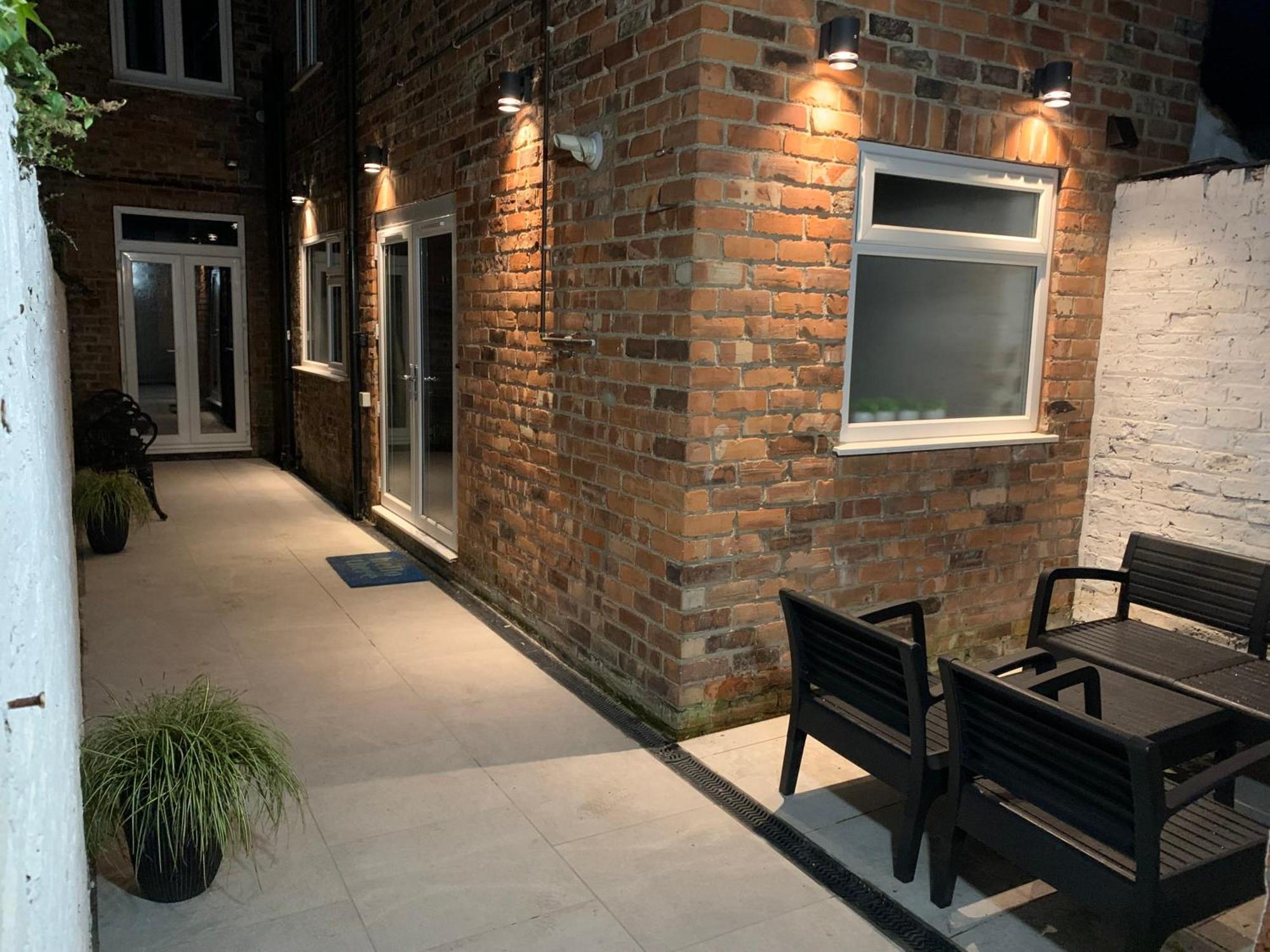 The Milton Sleeps 8 Close To York City Centre Pet Friendly Экстерьер фото