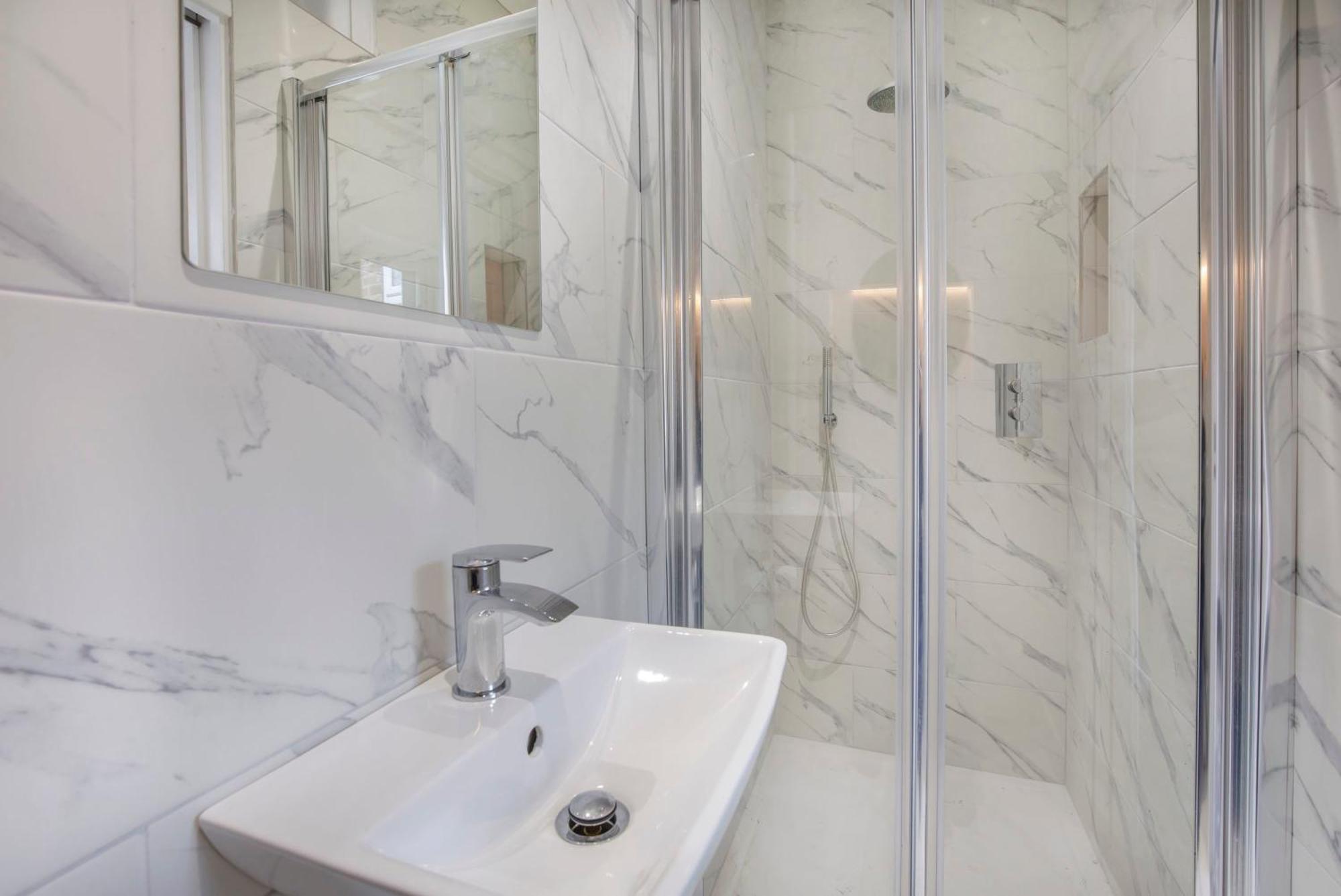 The Milton Sleeps 8 Close To York City Centre Pet Friendly Экстерьер фото
