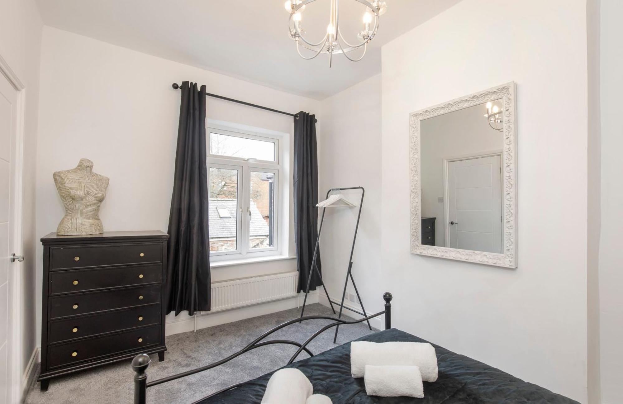 The Milton Sleeps 8 Close To York City Centre Pet Friendly Экстерьер фото