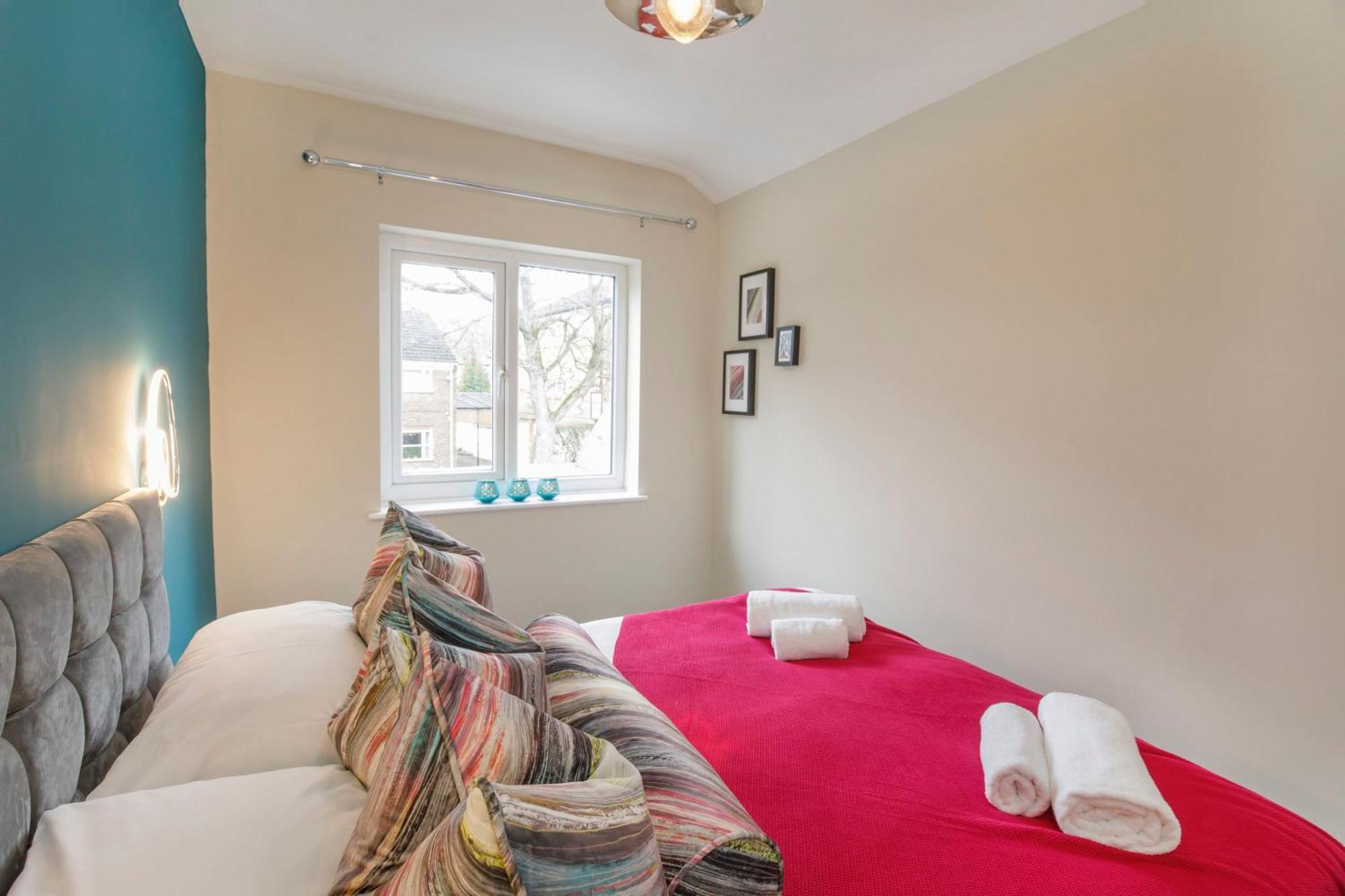 The Milton Sleeps 8 Close To York City Centre Pet Friendly Экстерьер фото